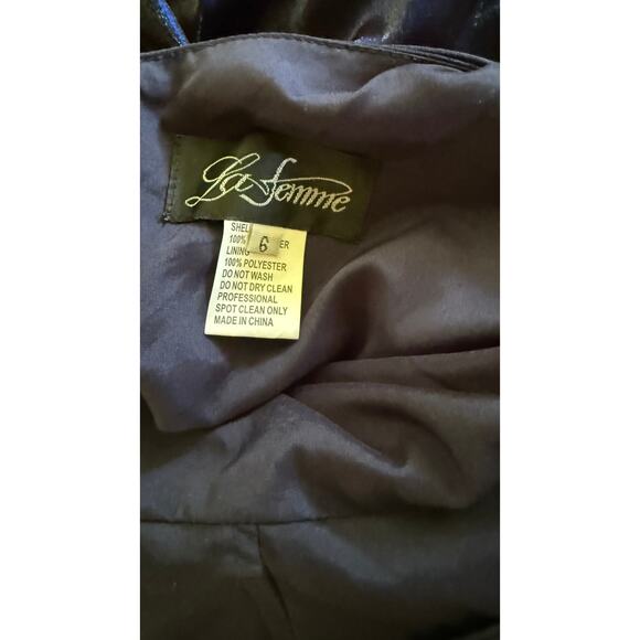 Gorgeous Navy Cocktail Dress - Picture 7 of 7